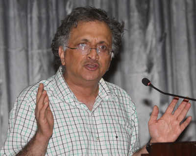 Ramachandra Guha resigns as BCCI administrator