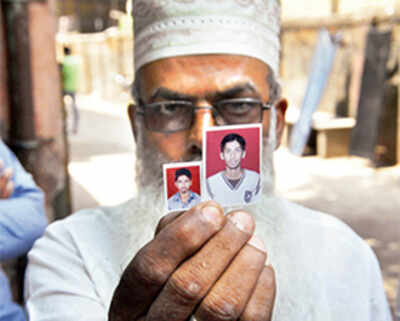 2 brothers killed after bike rammed by speeding car