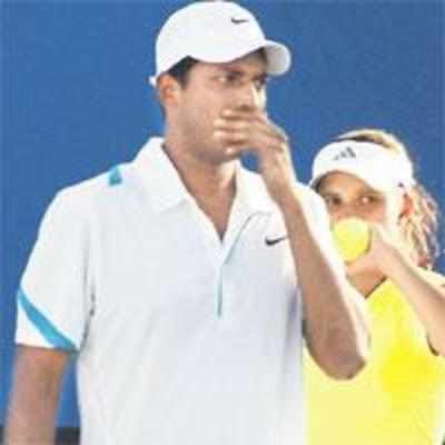 Sania-Bhupathi clear first round hurdle