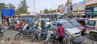 Former CRPF jawan&rsquo;s death in traffic snarl turns attention to haphazard parking in Alandi