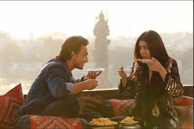 Salman Khan announces Aayush Sharma and Warina Hussain's Loveratri teaser to release today