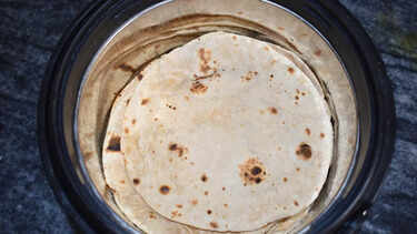 Why rotis turn soggy in casserole & 5 tips to keep them moisture-free