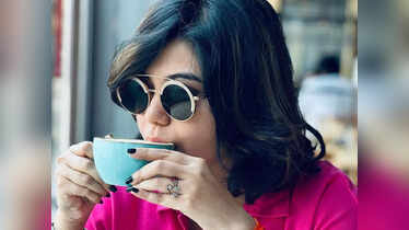 A peek into Diya Chakraborty and Deerghoi Paul's Dubai vacation