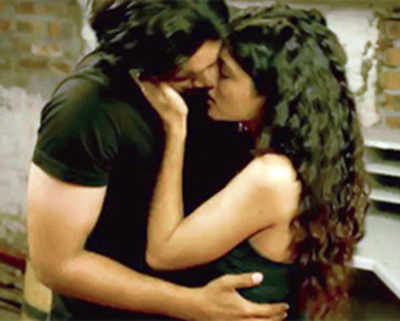 Leaked: Check out how erotic Khamoshiyan is!