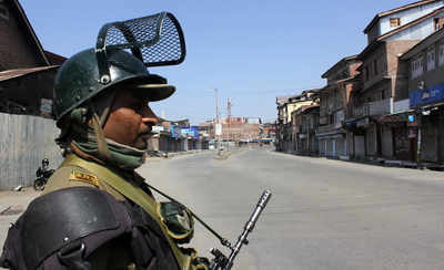 Kashmir: Post Lashkar terrorist Abu Ismail’s encounter, restriction cripple life in old Srinagar
