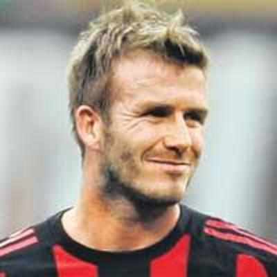 Beckham pays to stay at Milan