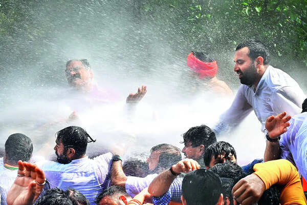 At BJP counter-protest, water cannons used to clear crowd