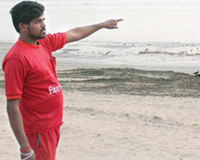 How a lifeguard saved a med student from killing herself at Chowpatty