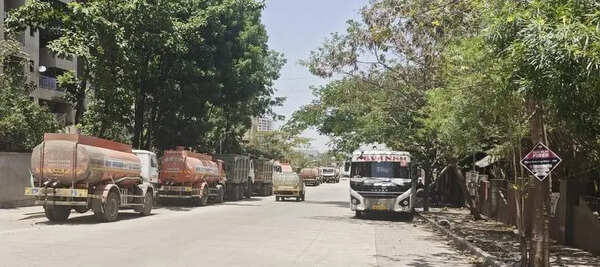Strike by operators disrupts PMC’s drinking water supply through tankers