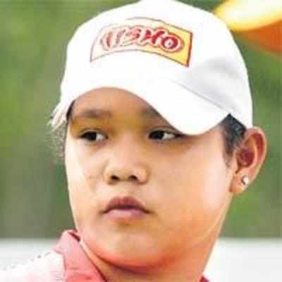 11-yr-old Thai girl creates golf history