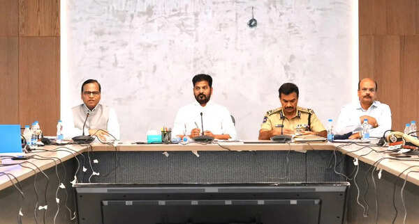 Take measures to control cybercrime, CM tells DGP
