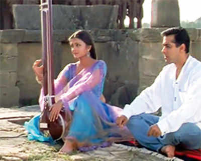 Ash-Salman gift their love song to Deepika-Ranveer