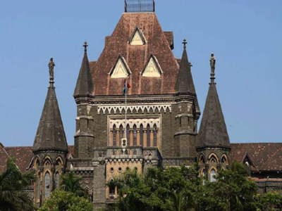 COVID-19 patients' bodies cannot be kept lying for hours waiting to be cremated: Bombay High Court