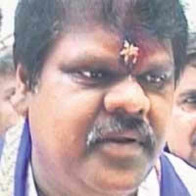 No love lost as Chhota Rajan's brother files FIR against him