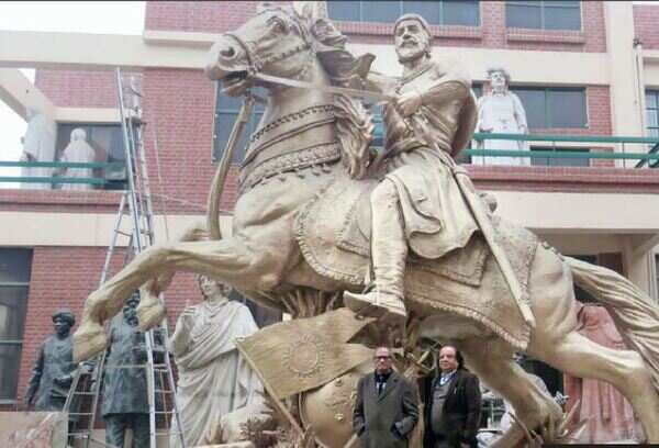 'A statue is the best way to keep history alive'