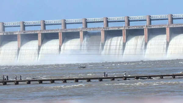 Karnataka: While govt sits on Navale project, ageing Tungabhadra dam faces growing risks