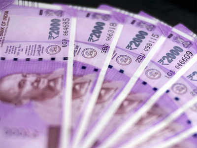 Rupee plunges 31 paise to nearly 1-month low on trade worries