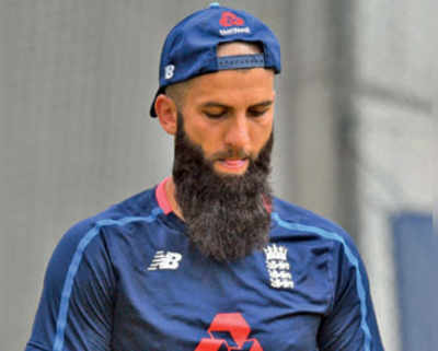Fan asked Moeen ‘what time his kebab shop opened’