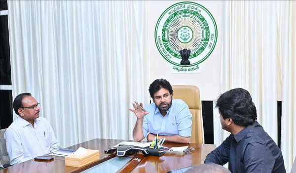 Pawan Kalyan reviews filariasis fight, Pushkar plans