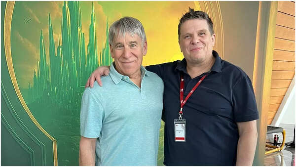 'Wicked' musical director John Stefaniuk on live music on the stage: 'It is so exciting to hear the orchestra whisk us away'