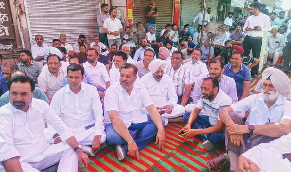 7,623 in fray for Punjab civic body polls, but contest hit by claims of bias in Barnala
