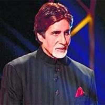 Big B returns after surgery