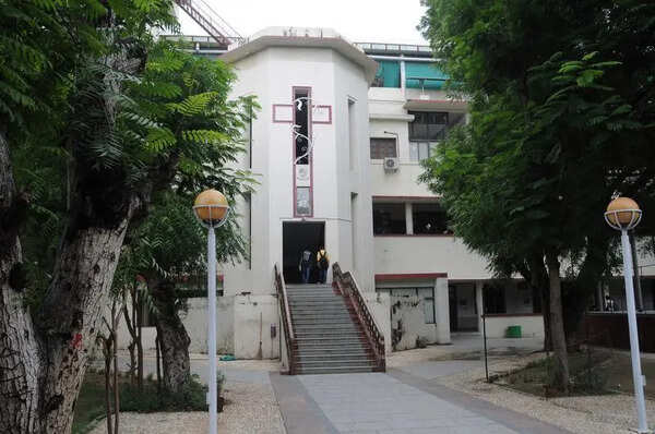 Ahmedabad: St Xavier’s College bars 200+ students from semester exams over low attendance