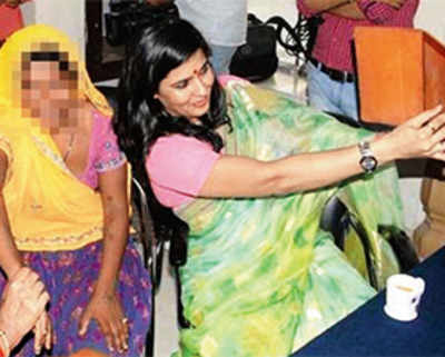 Raj women’s panel member quits over selfie row