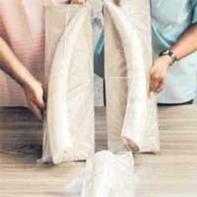 Cops recover tusks worth Rs 7 lakh