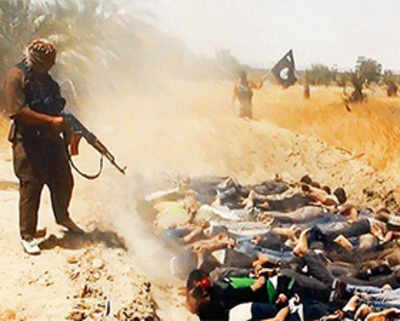 Rebels killed 160 captives in Saddam’s town