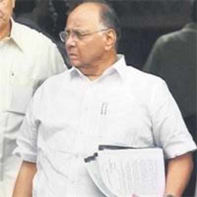 MCA members want chief Pawar to bat on