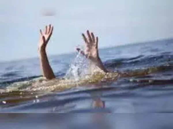 Two kids drown in water pit