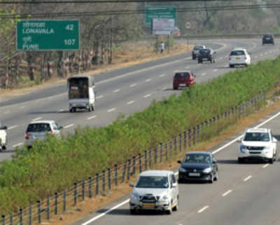 ‘No provision to terminate toll on Mum-Pune expressway’