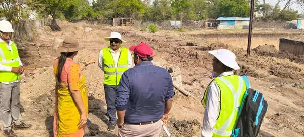 Contractors told to deploy guards at Kumbh roadwork sites in Nashik