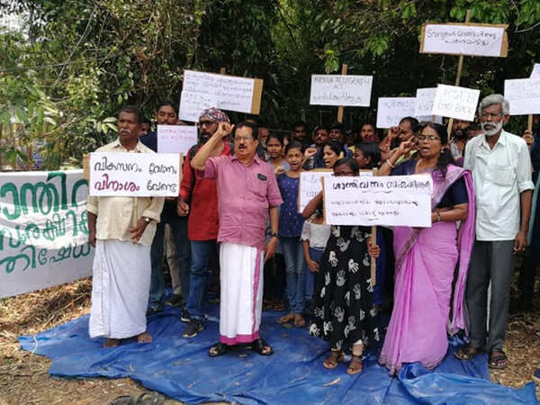 Silent protest to save sacred grove in Kerala