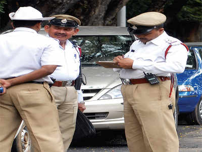 New traffic rules will have to wait 2 days