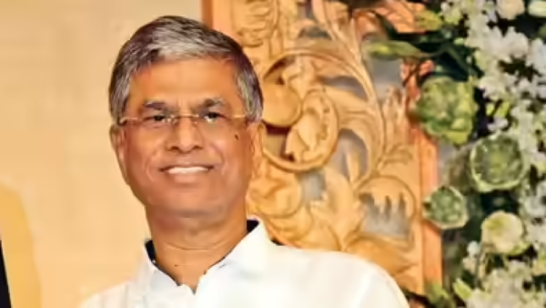 ‘Ally with Vijay, he will give you the power you lost,’ actor’s father SA Chandrasekhar tells Congress and other parties