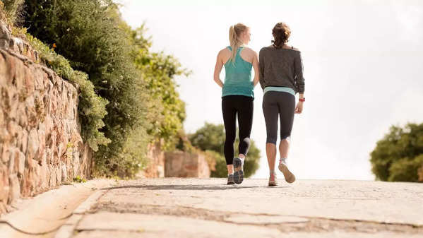 Walking for only 2 mins after a meal can help manage blood sugar level