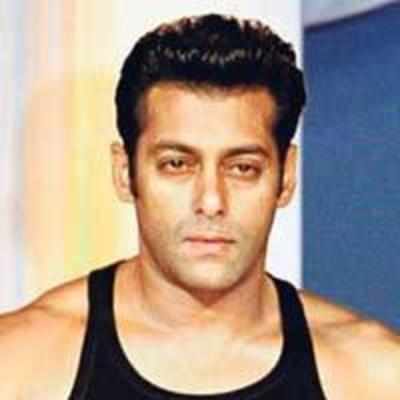 Court defers Salman Khan's trial in hit-and-run case
