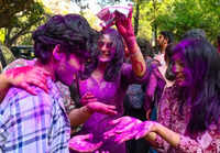 Wear masks and use natural colours, say doctors as Gurgaon hospitals brace for skin, eye & breathing complaints