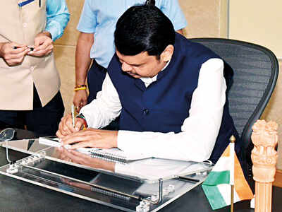 CM Devendra Fadnavis takes charge, sanctions Rs 5,380 crore for farmers affected by unseasonal rains