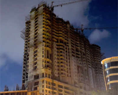 FIR against builders for cheating flat buyers of Rs 120 cr