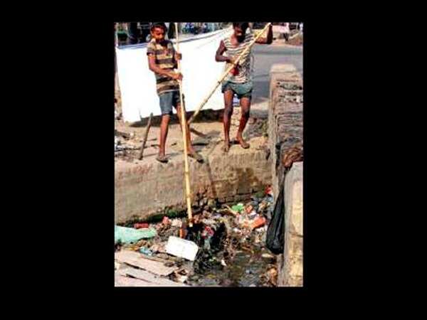 Filth piles again after one-day clean sweep