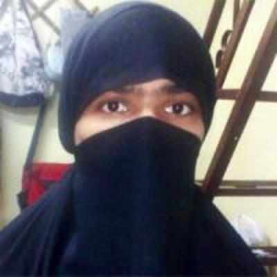 '˜Supervisors at HSC centre made me take off my burkha'