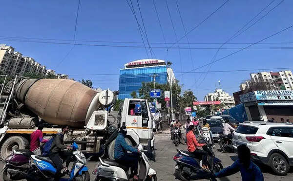 Seven Roads In Bavdhan Lead To A Choked Underpass