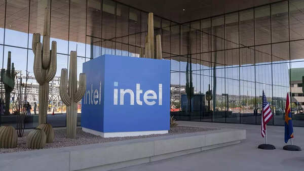 CES 2026: Intel has ‘good news’ for handheld console gamers