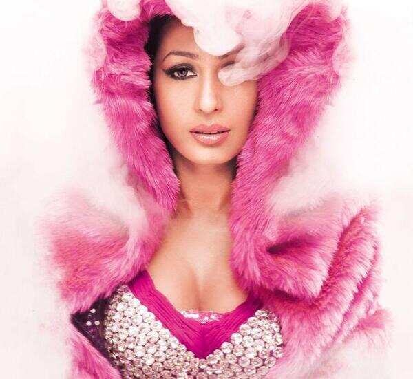 Kashmera's in the experimental mode
