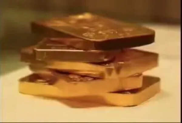 RPF, police seize cash, gold, gutka