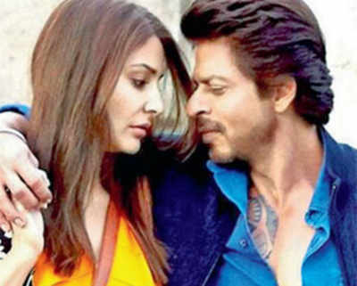 Ring, ring with SRK and Anushka