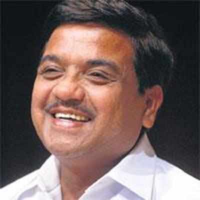 '˜Naxals' will not be framed, assures Patil